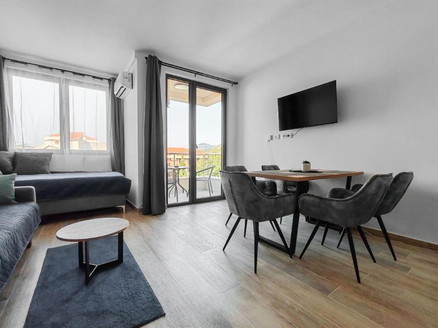 Apartman No1 Reos Appartamento *